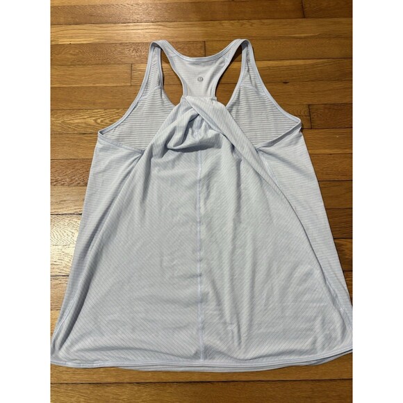 Lululemon Size 10 Essential Racerback Pleated Tank Top Light Purple - Picture 3 of 4